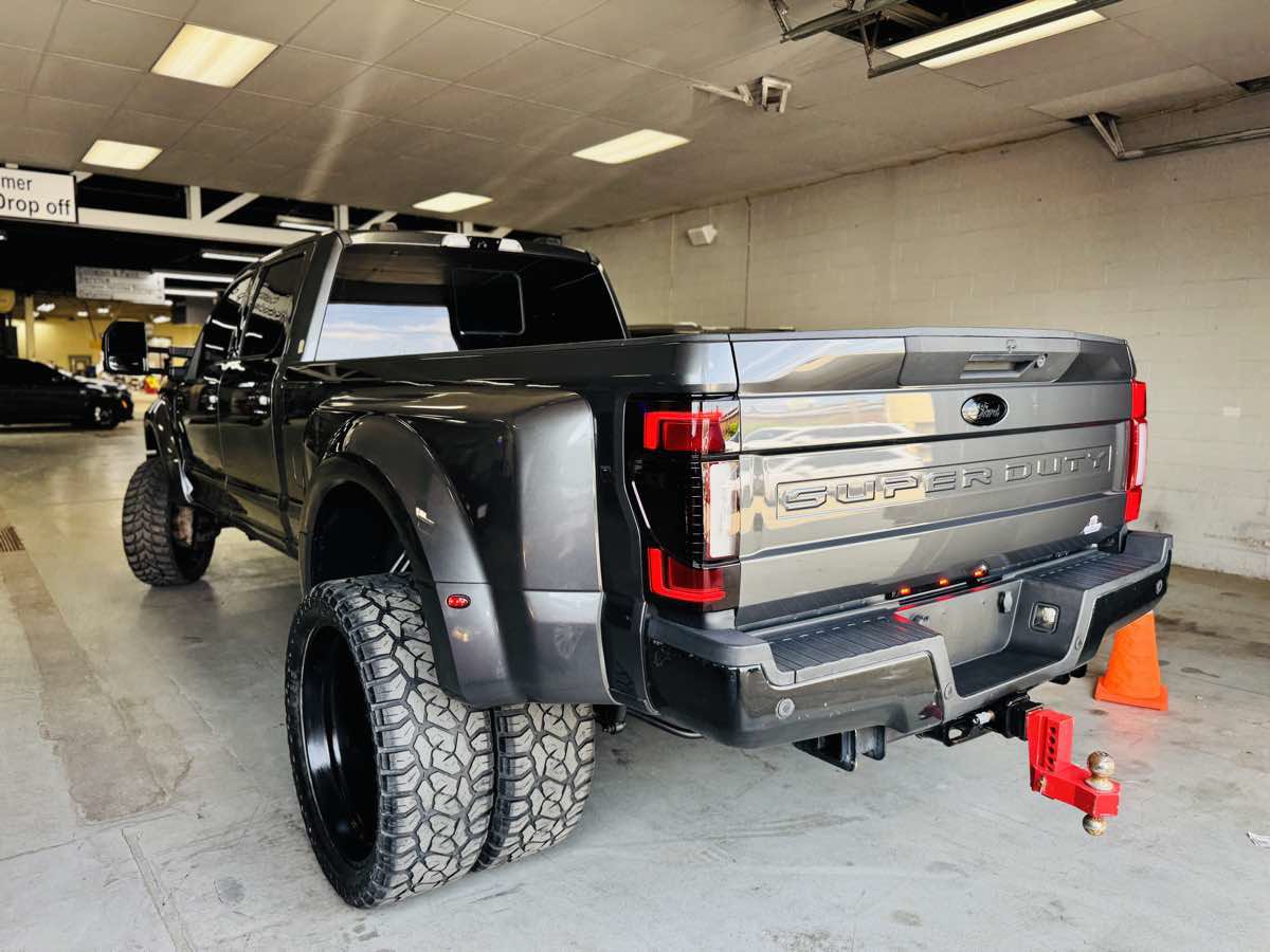 Used 2020 Ford F450 Lariat w/ Lariat Ultimate Package AWD/4WD image 9