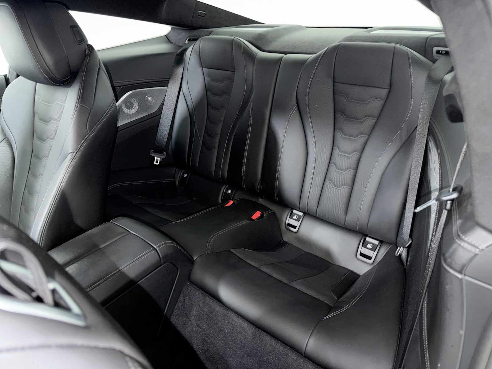 Used 2019 BMW M850i xDrive M850i xDrive w/ Comfort Seating Package image 24