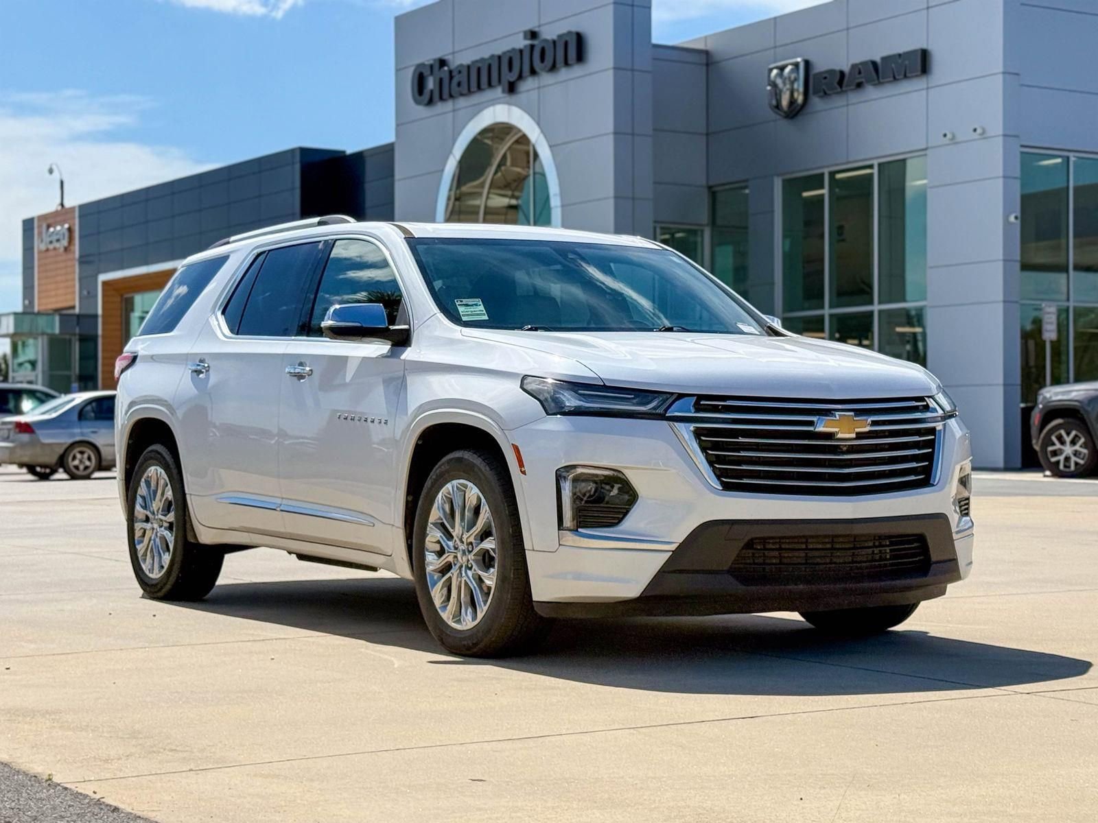Used 2022 Chevrolet Traverse Premier