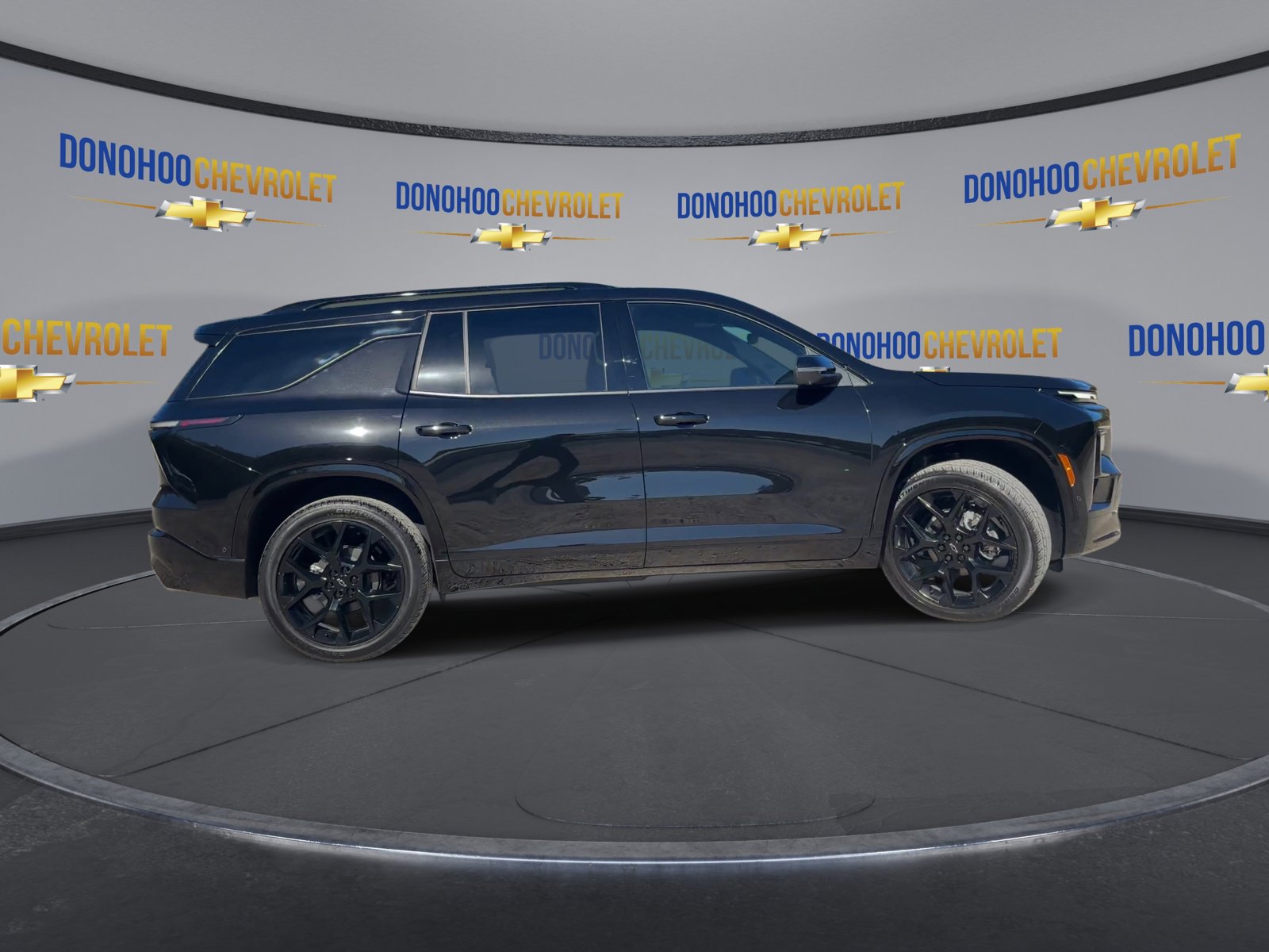 New 2026 Chevrolet Traverse RS w/ LPO, Floor Liner Package image 12