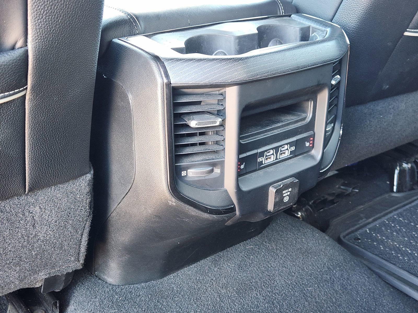 Used 2022 RAM 2500 Limited w/ Night Edition image 34