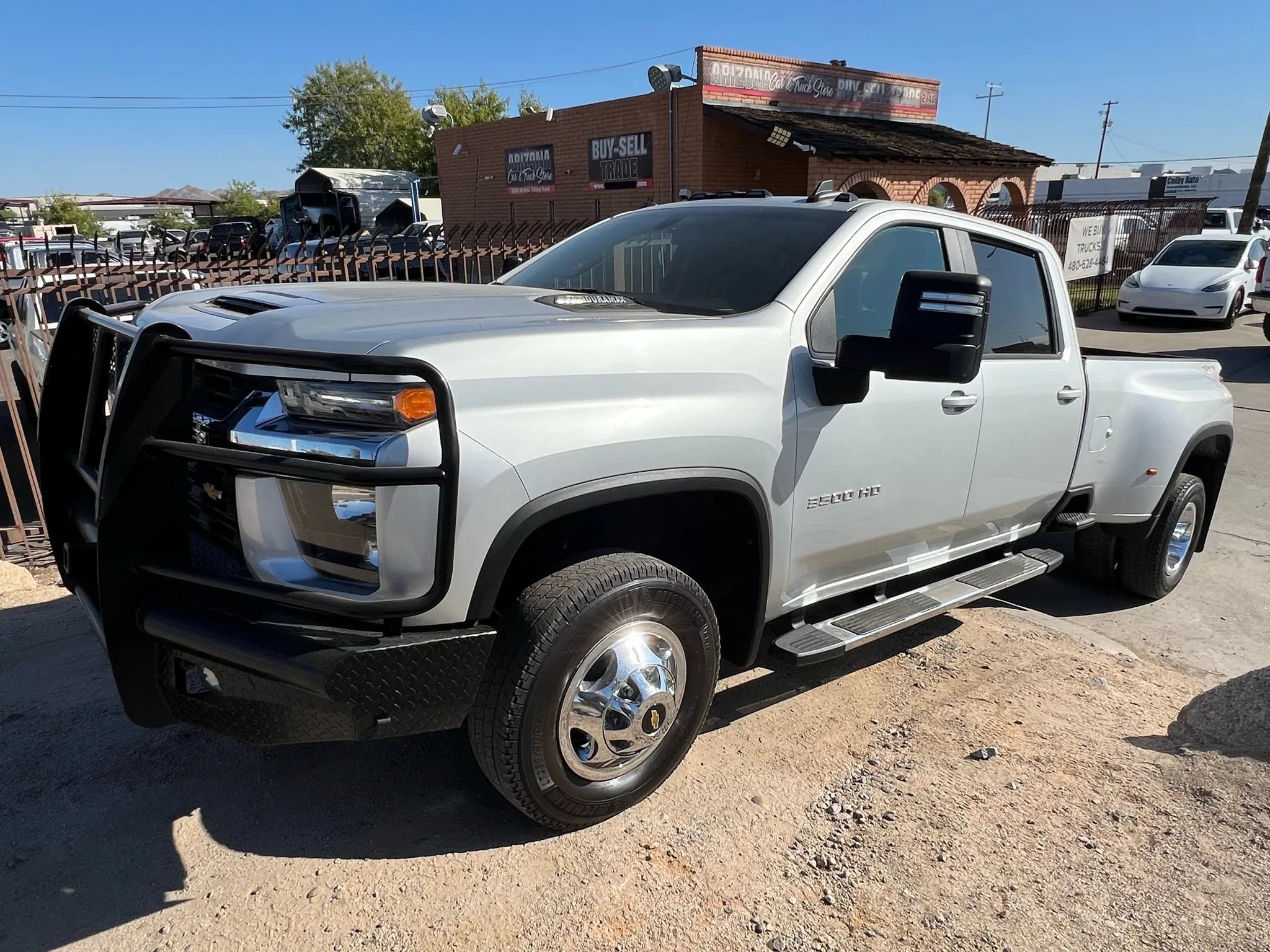 Used 2023 Chevrolet Silverado 3500 LT w/ Convenience Package AWD/4WD image 3