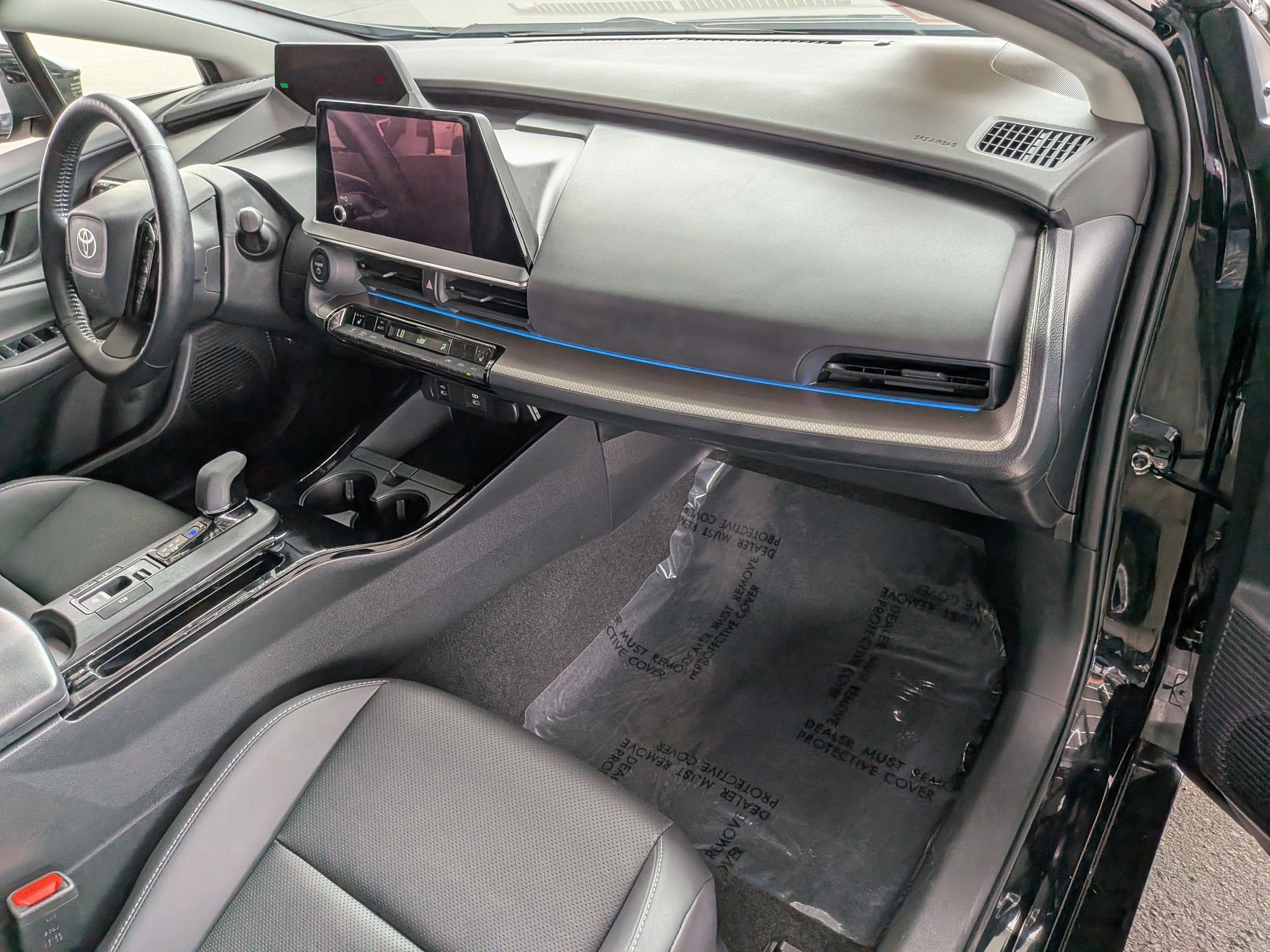 Certified 2023 Toyota Prius XLE FWD image 33
