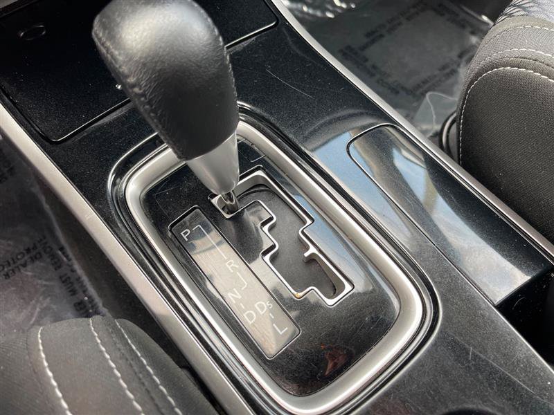Used 2017 Mitsubishi Outlander ES AWD/4WD image 26