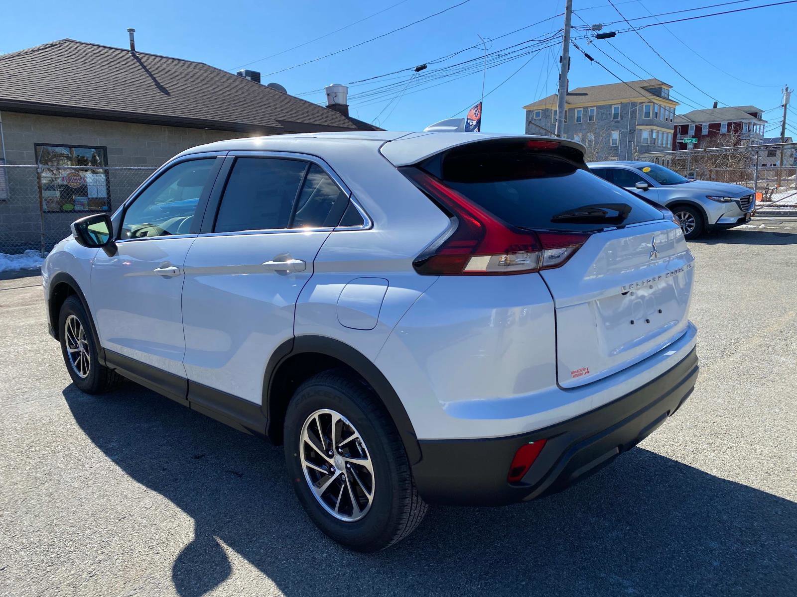 New 2025 Mitsubishi Eclipse Cross ES image 3