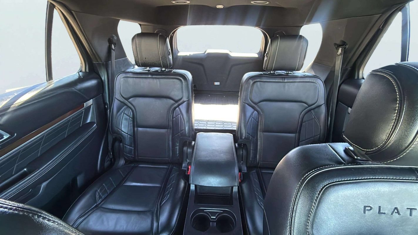 Used 2017 Ford Explorer Platinum AWD/4WD image 13