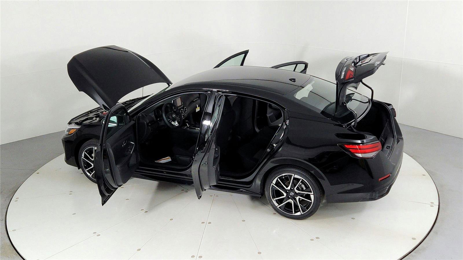 Used 2024 Nissan Sentra SR w/ Trunk Package FWD image 58