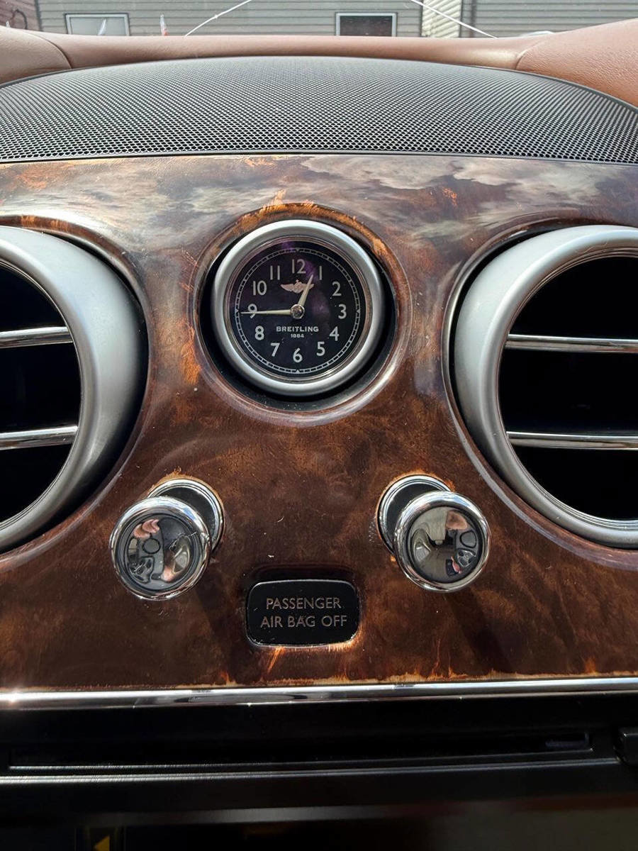 Used 2015 Bentley Flying Spur W12 image 19