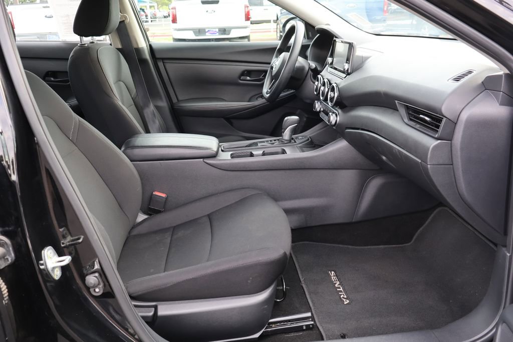Used 2024 Nissan Sentra S FWD image 17