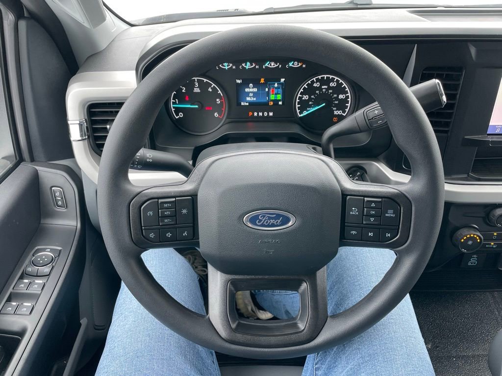 New 2026 Ford F350 XL w/ XL Chrome Package image 23