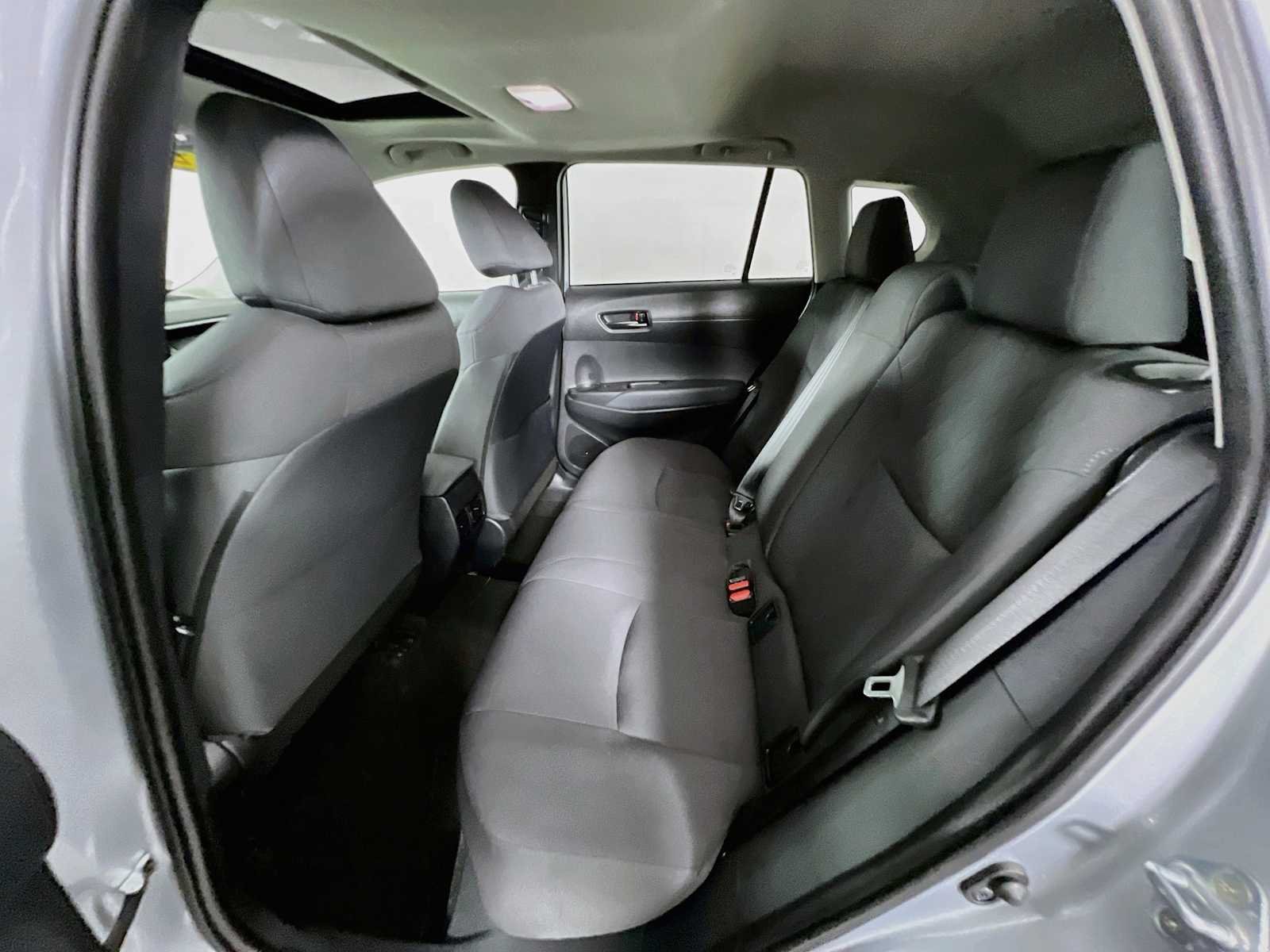Used 2022 Toyota Corolla Cross LE w/ Moonroof Package AWD/4WD image 25