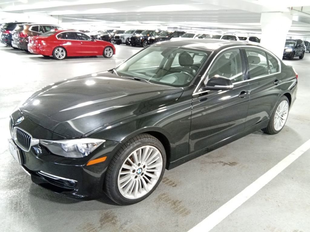 Used 2013 BMW 328i xDrive Sedan AWD/4WD image 1