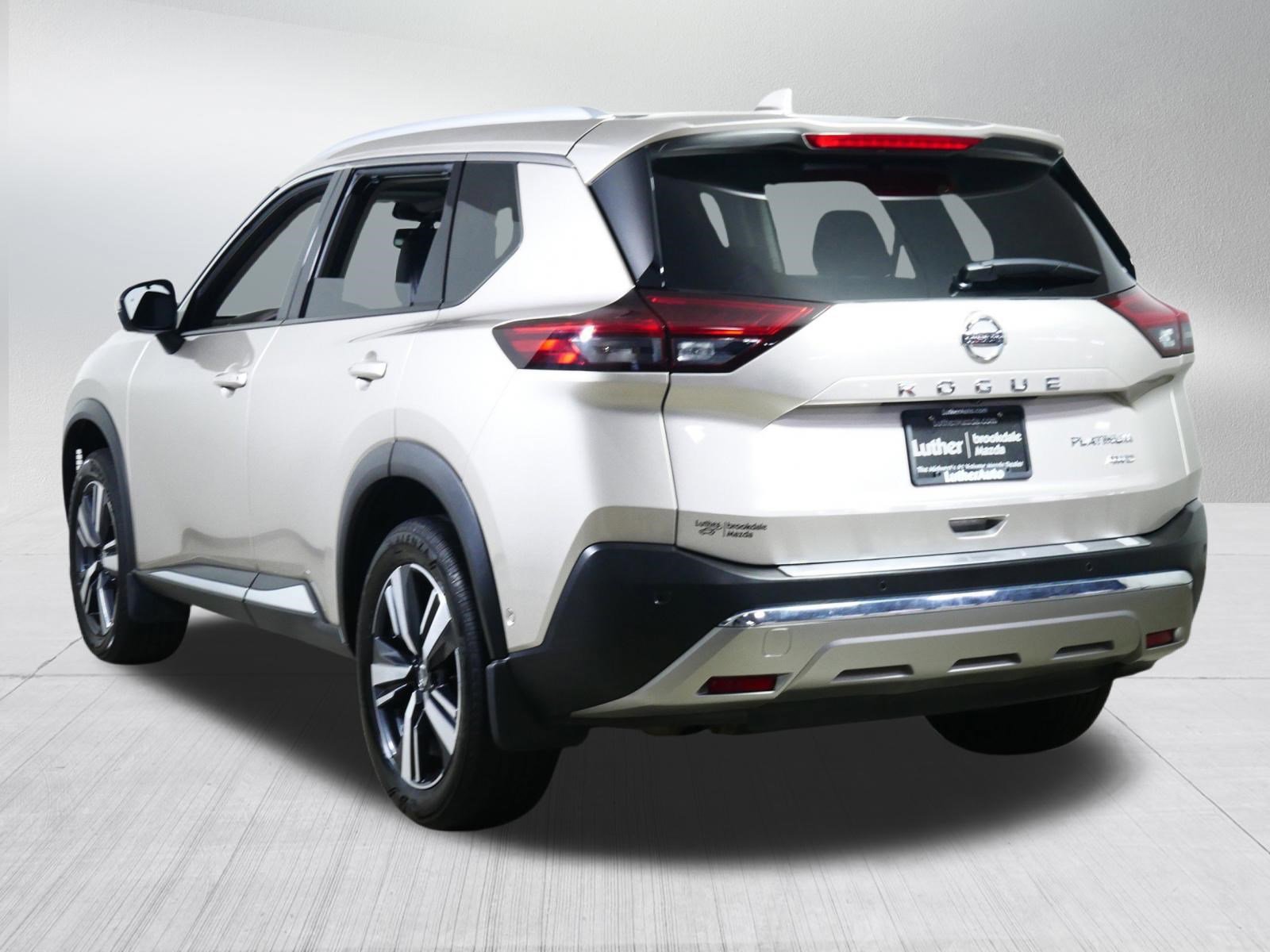 Used 2021 Nissan Rogue Platinum AWD/4WD image 5