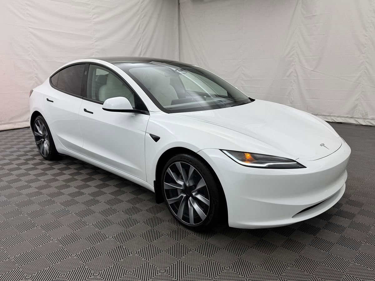 Used 2025 Tesla Model 3 Long Range AWD/4WD image 4