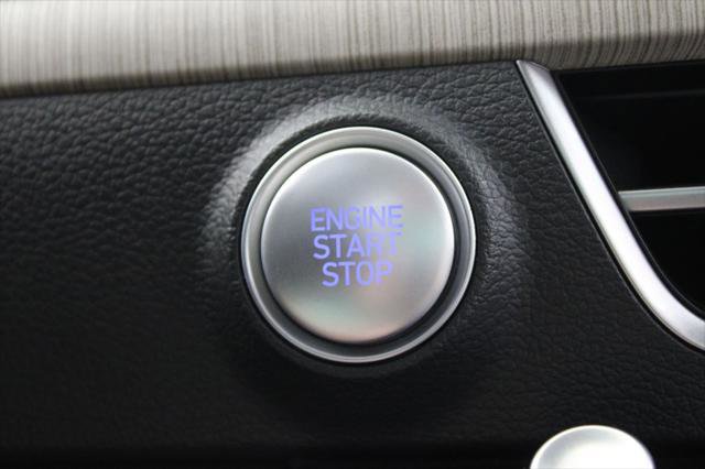 Used 2025 Hyundai Sonata SEL FWD image 12