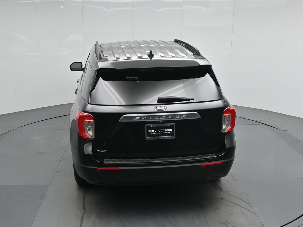 Certified 2023 Ford Explorer XLT RWD image 39