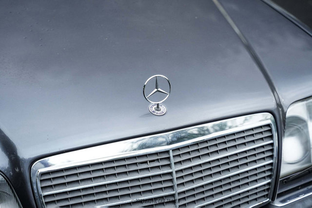 Used 1995 Mercedes-Benz E 320 Convertible image 58
