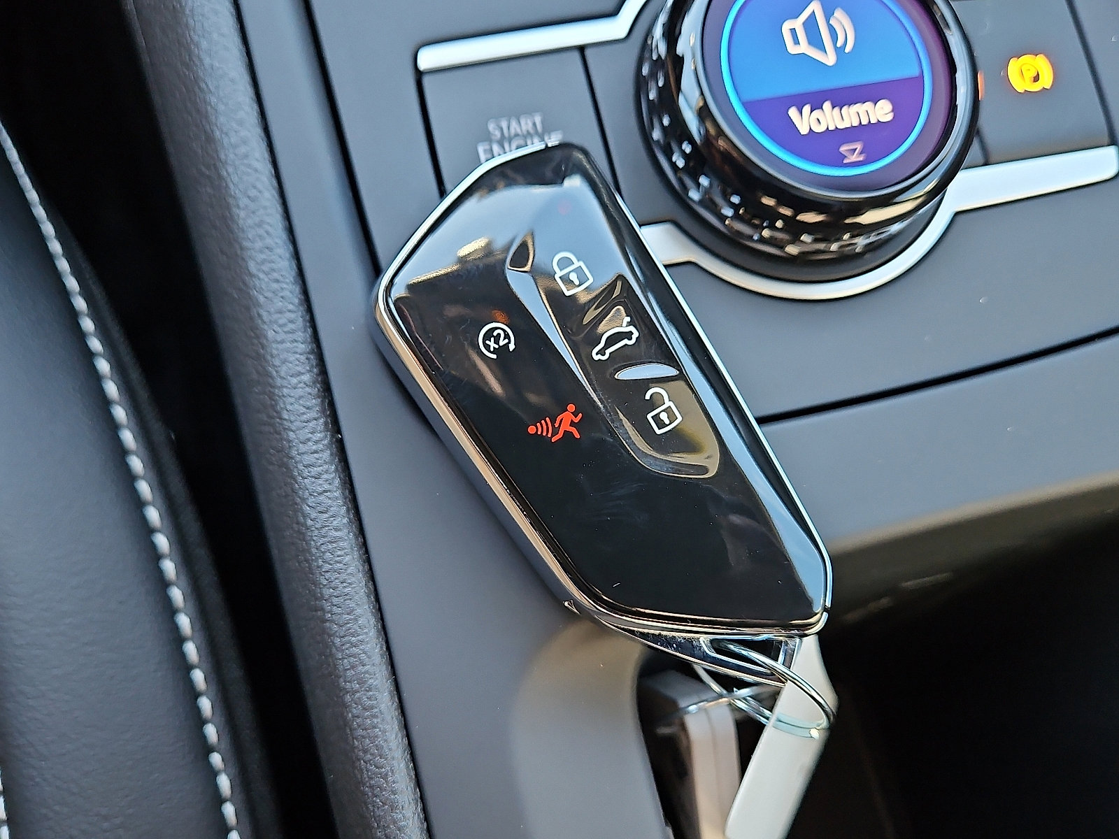 New 2026 Volkswagen Tiguan SE R-Line image 21