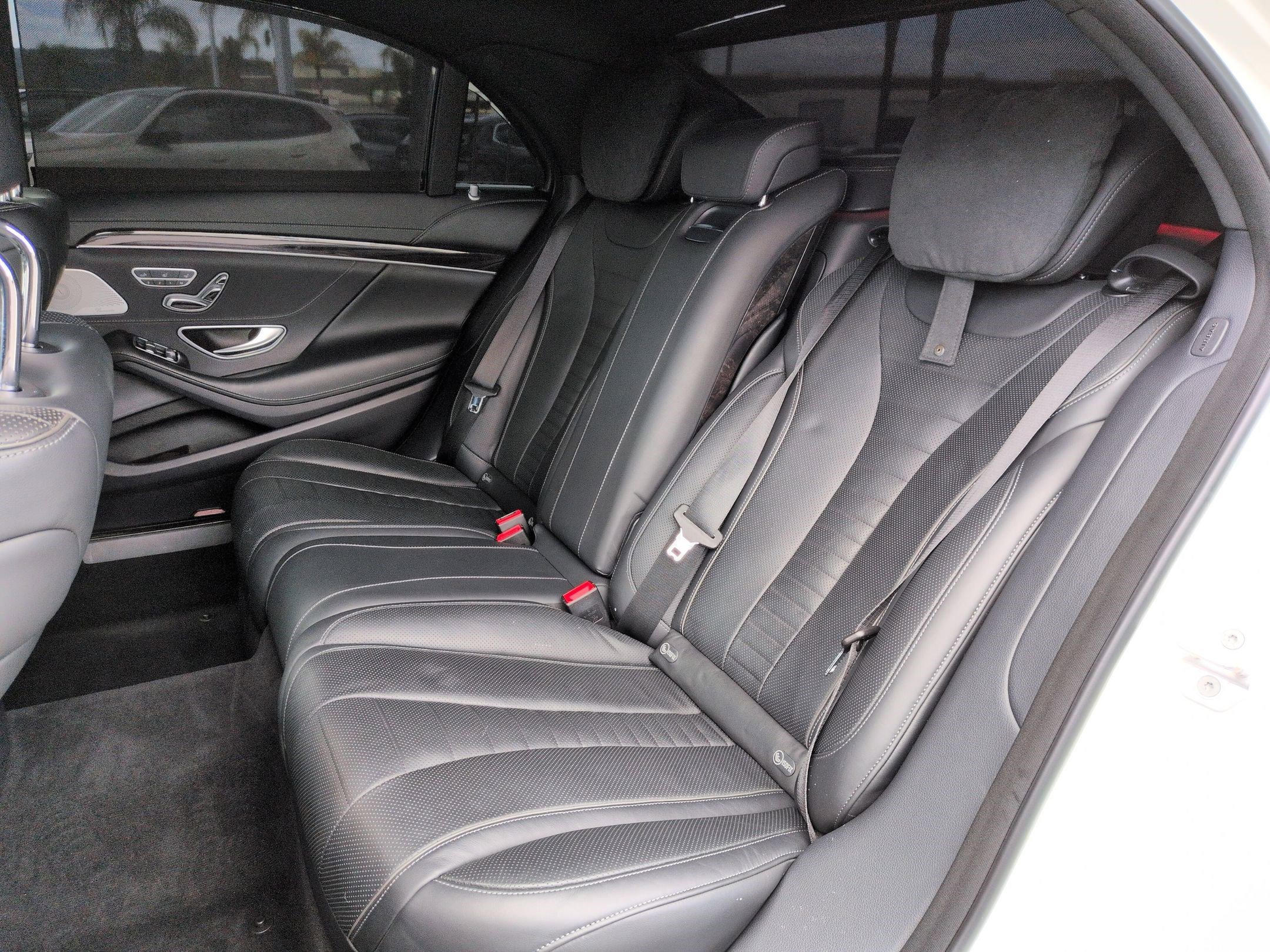 Used 2016 Mercedes-Benz S 550 Sedan image 31