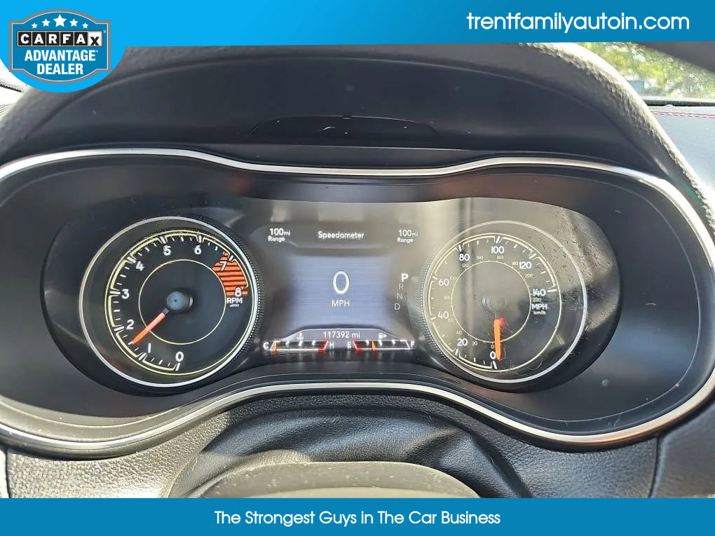 Used 2020 Jeep Cherokee Trailhawk image 20