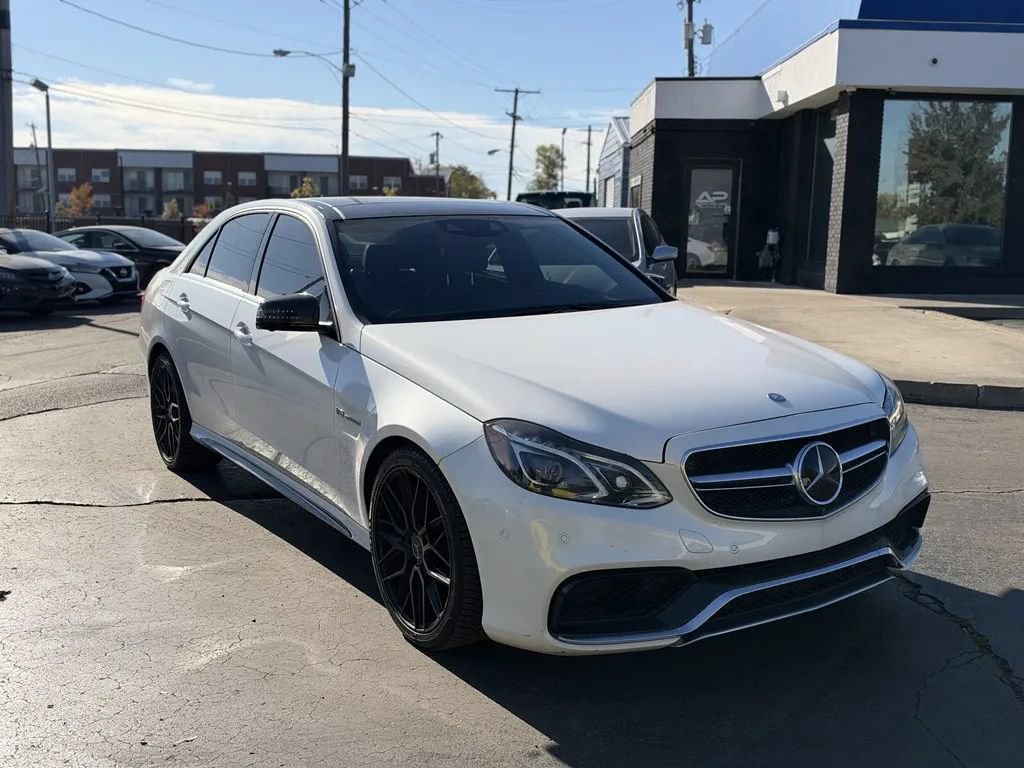 Used 2014 Mercedes-Benz E 63 AMG S-Model image 3