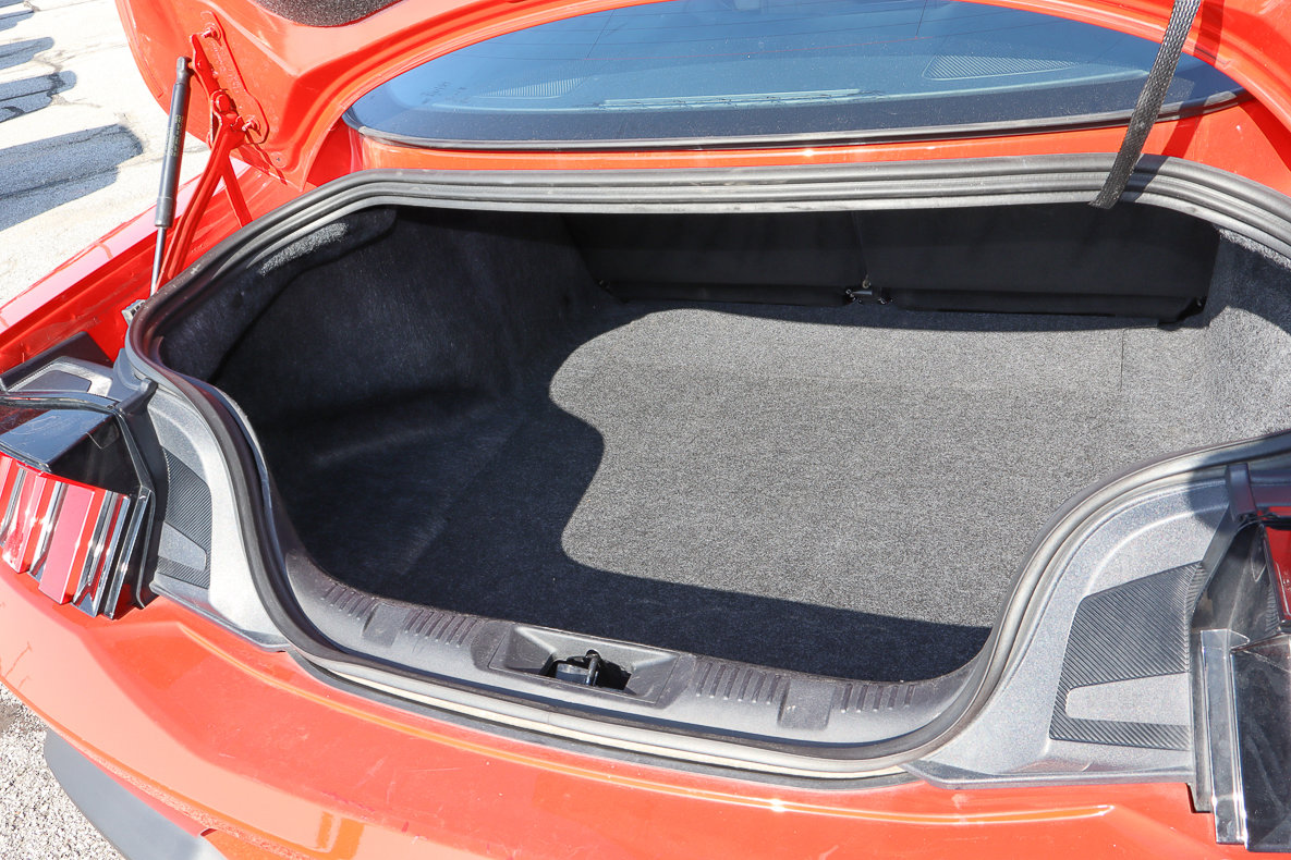 Used 2024 Ford Mustang Premium image 9