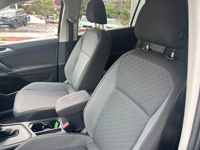 Used 2018 Volkswagen Tiguan S FWD image 16