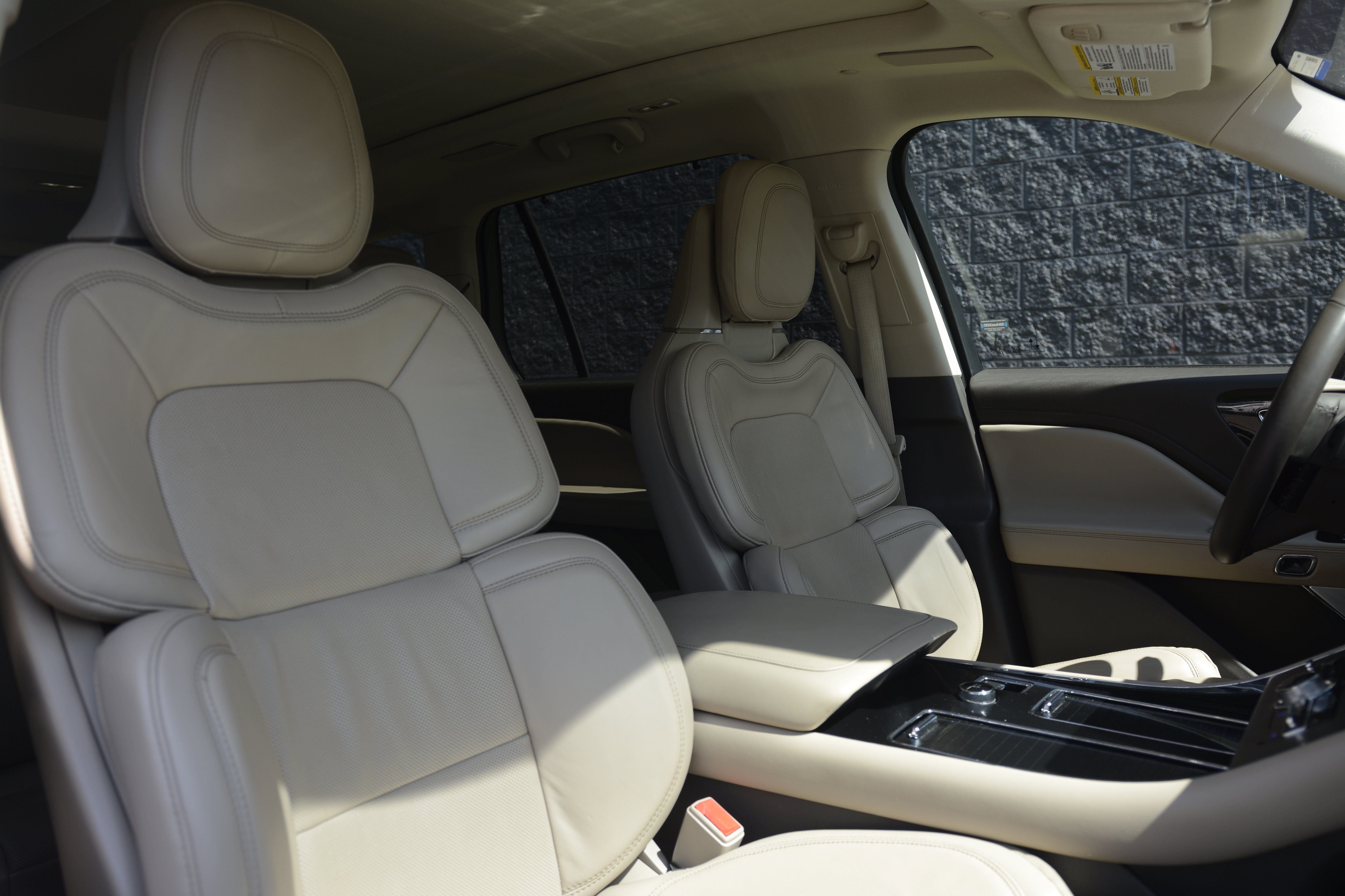 Used 2020 Lincoln Aviator Reserve w/ Equipment Group 202A AWD/4WD image 24