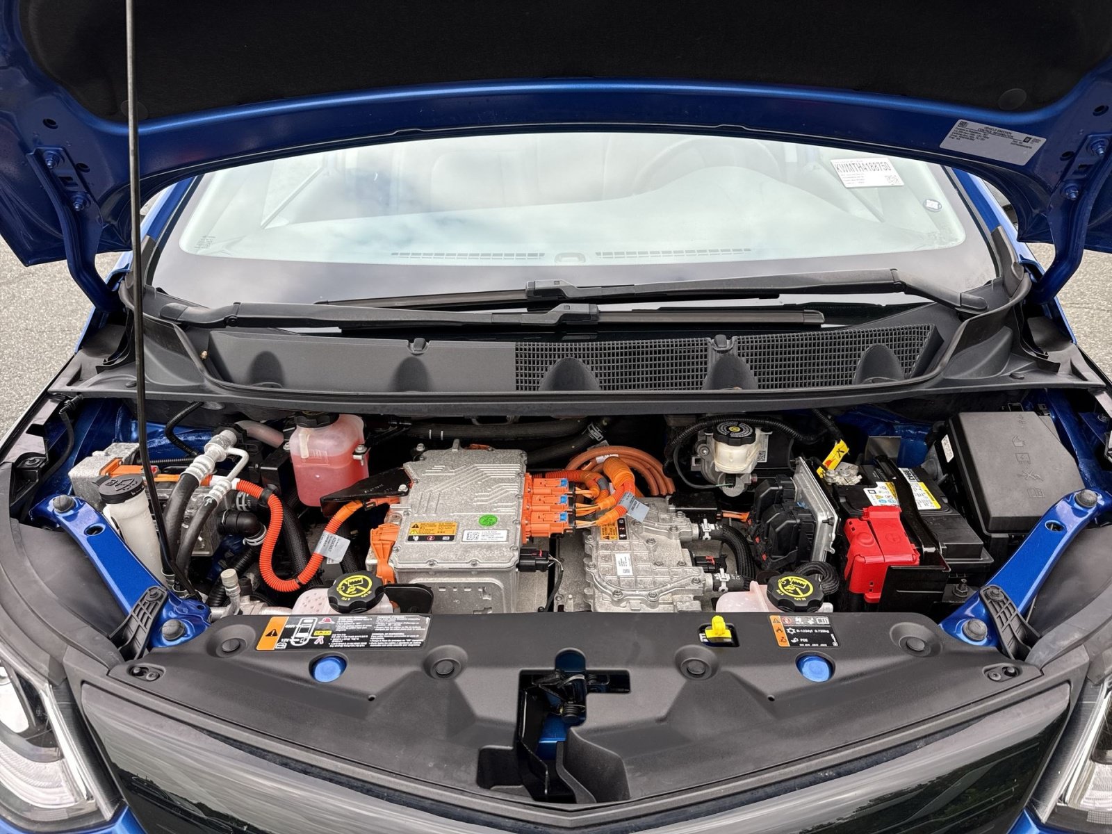 Used 2017 Chevrolet Bolt Premier FWD image 28