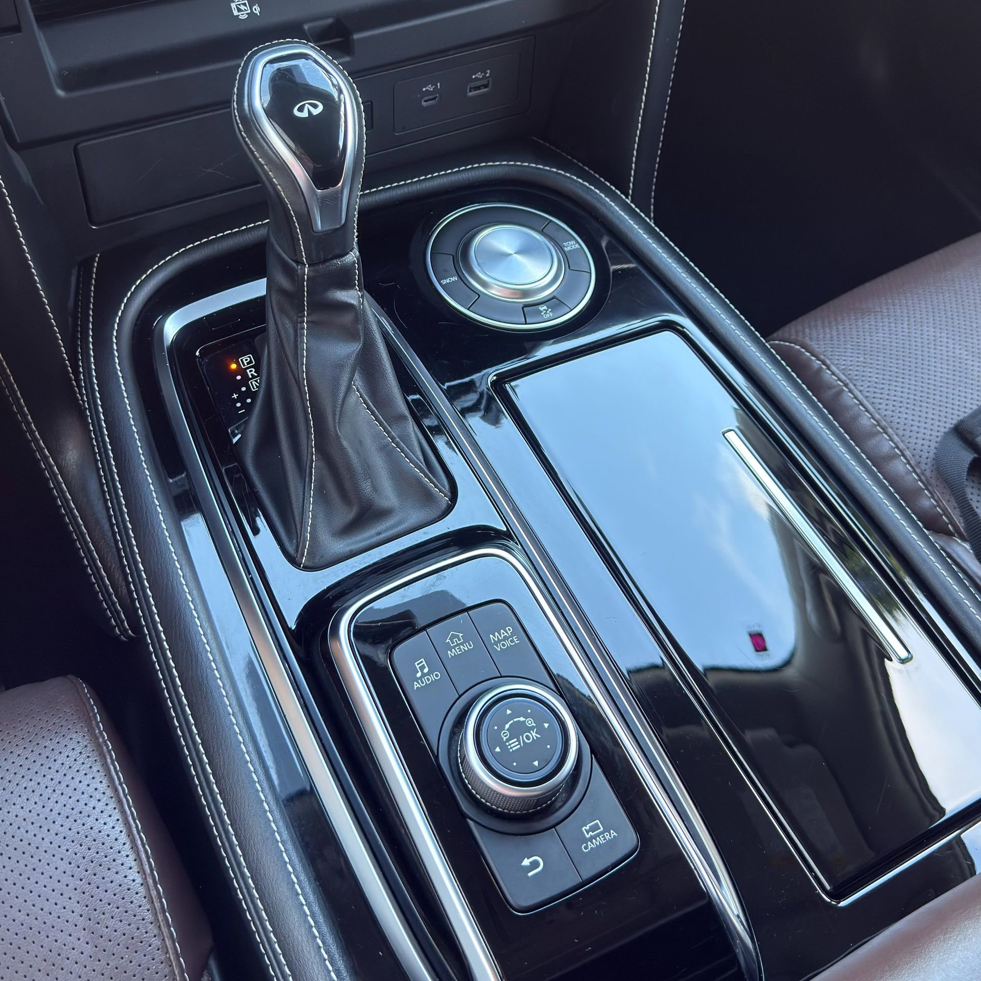 Used 2024 INFINITI QX80 Premium Select w/ Cargo Package image 31