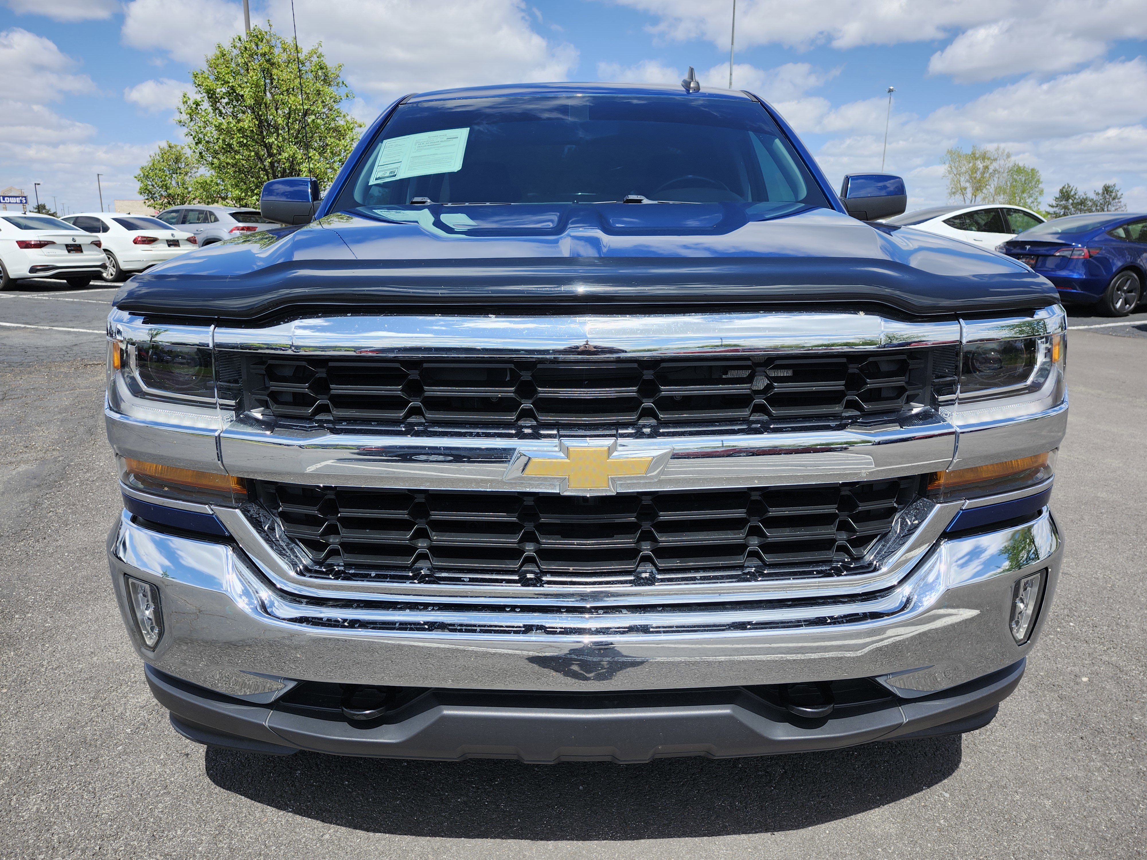 Used 2018 Chevrolet Silverado 1500 LT w/ All Star Edition image 13