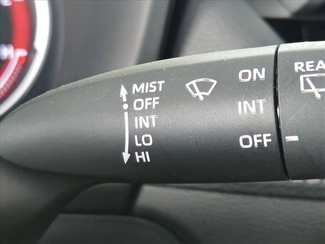 Used 2023 Toyota RAV4 LE FWD image 9