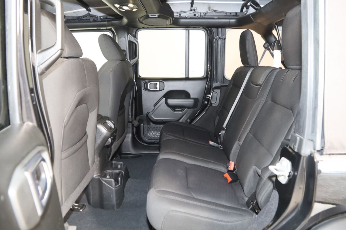 Used 2022 Jeep Wrangler Unlimited Sport image 43