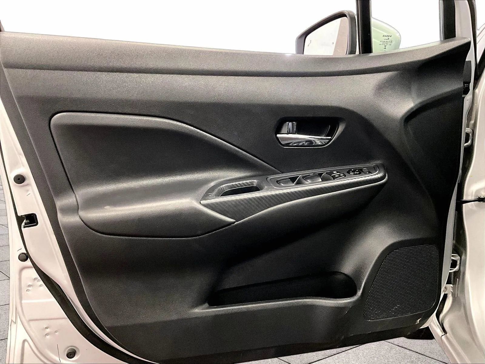 Used 2023 Nissan Versa SV image 22