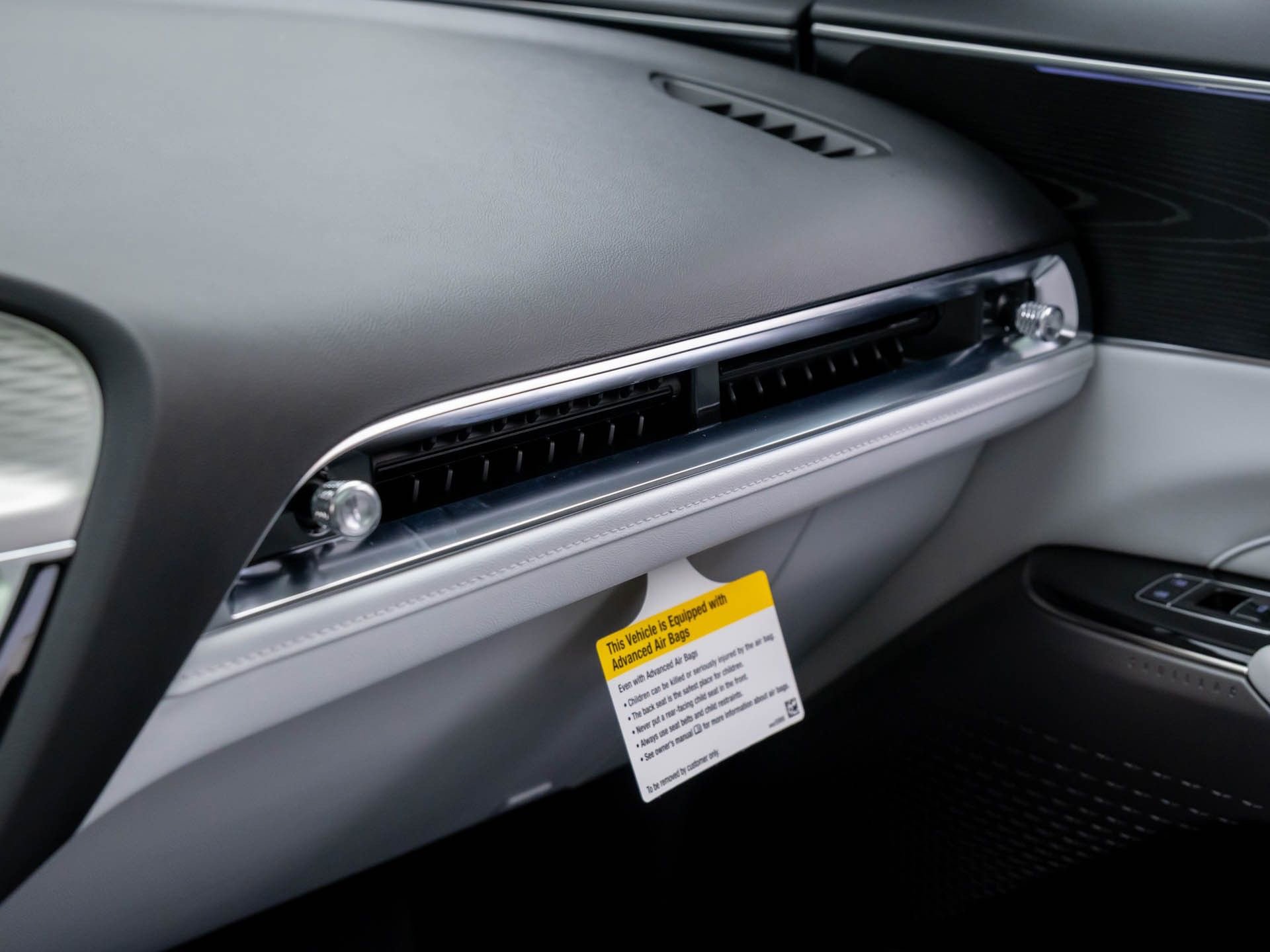 New 2026 Cadillac Lyriq Luxury image 30