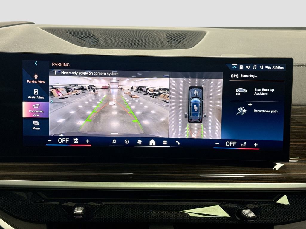 Certified 2024 BMW X7 xDrive40i w/ Premium Package image 15