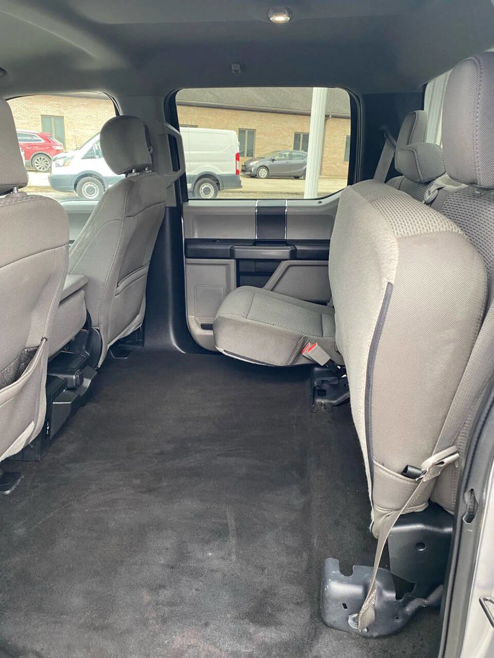 Used 2020 Ford F150 XLT image 21
