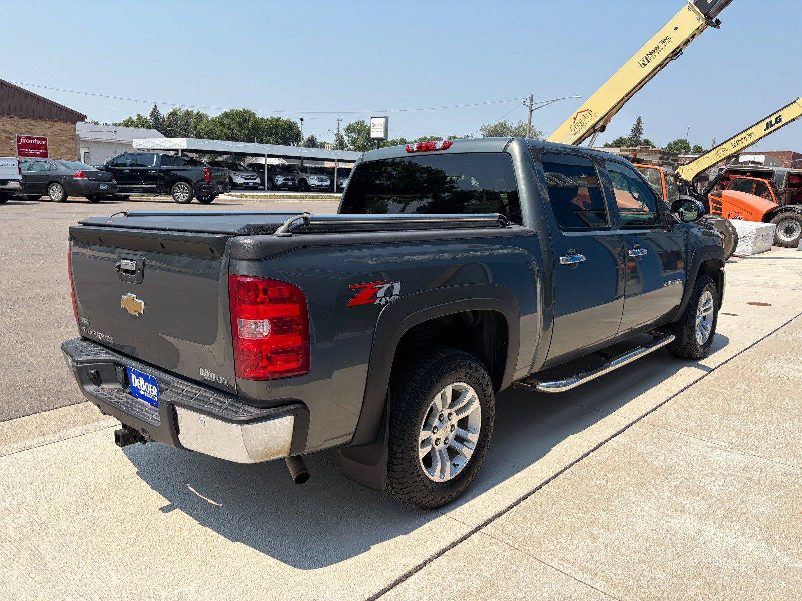 Used 2011 Chevrolet Silverado 1500 LTZ w/ LTZ Plus Package AWD/4WD image 5