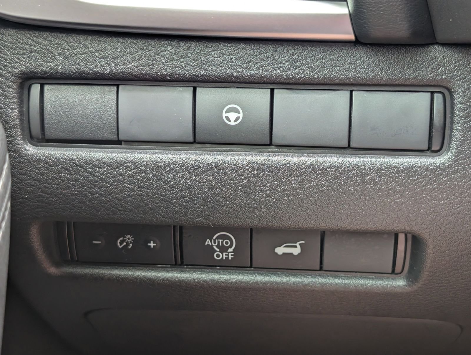 Used 2023 Nissan Rogue SL FWD image 24