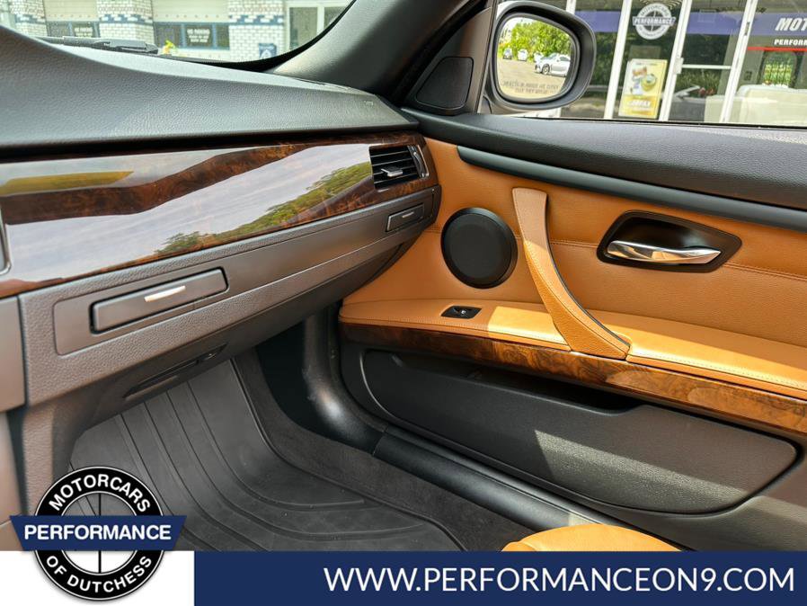 Used 2010 BMW 328i Convertible image 11