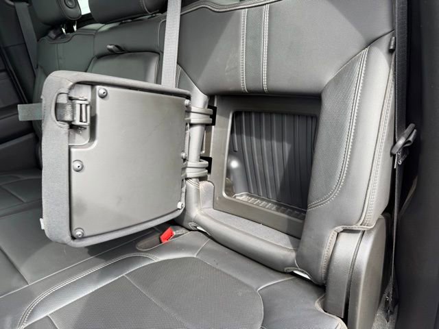 Used 2020 Chevrolet Silverado 3500 High Country w/ LPO, Hitch Package AWD/4WD image 23