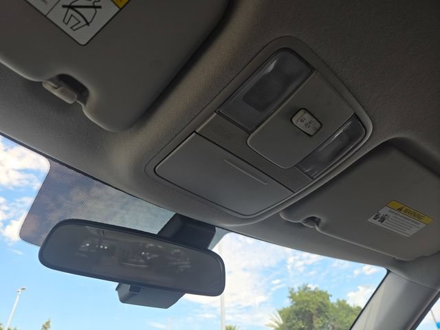 Certified 2025 Kia Soul LX w/ LX Technology Package FWD image 16