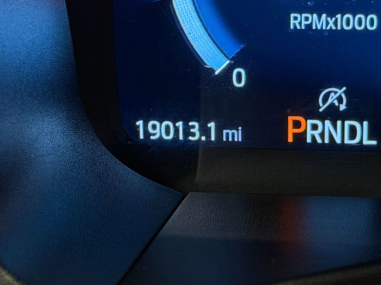 Used 2025 Ford Explorer ST-Line w/ ST-Line Street Pack image 17