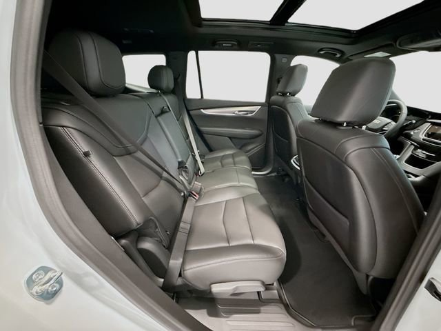 New 2025 Cadillac XT6 Luxury image 24