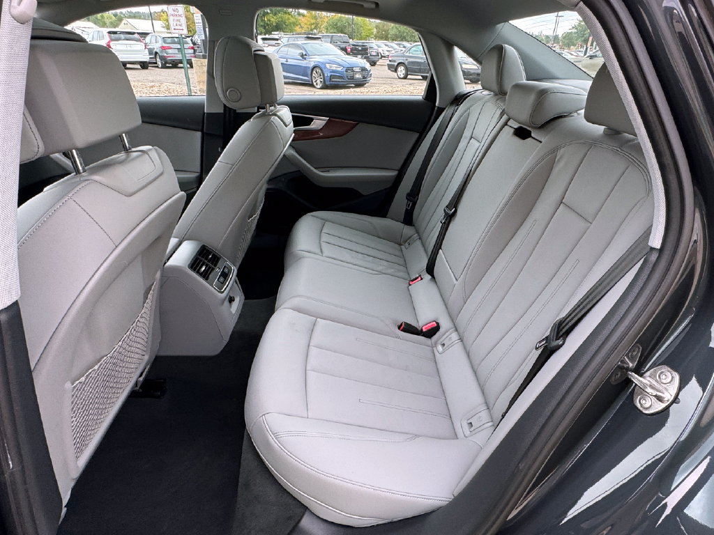 Used 2022 Audi A4 2.0T Premium AWD/4WD image 35