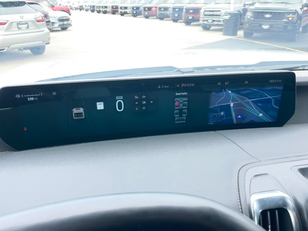 Used 2025 Ford Expedition Platinum AWD/4WD image 10