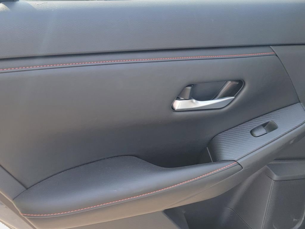 Used 2024 Nissan Sentra SR FWD image 13