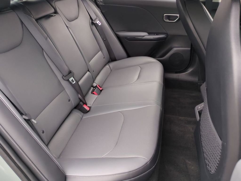 New 2026 Kia K4 LXS image 25