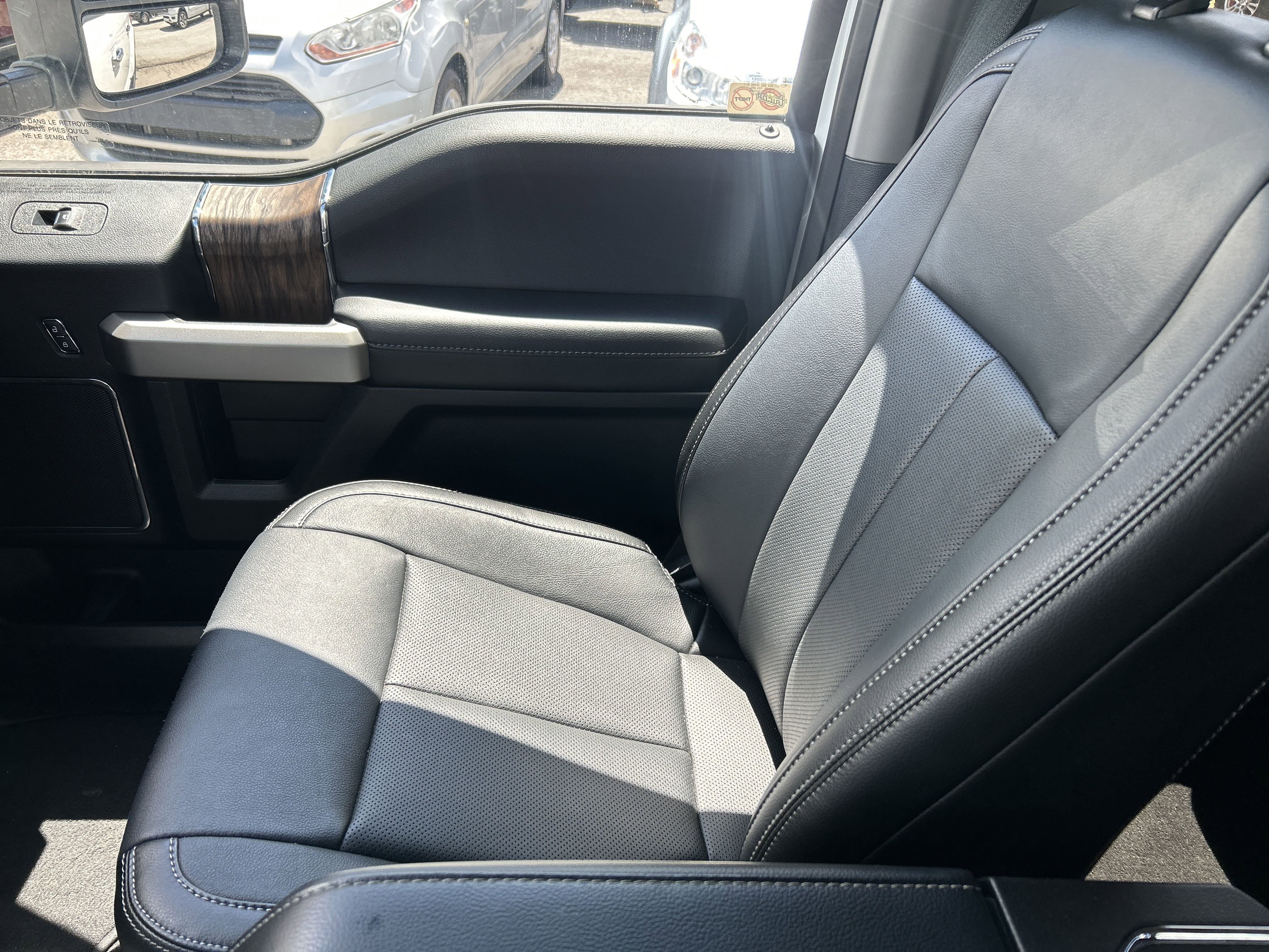 Used 2020 Ford F150 Lariat w/ Equipment Group 502A Luxury AWD/4WD image 32
