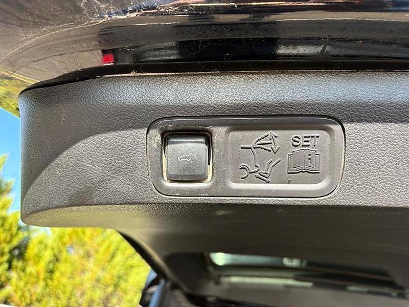 Used 2018 Ford Expedition Max Platinum image 58